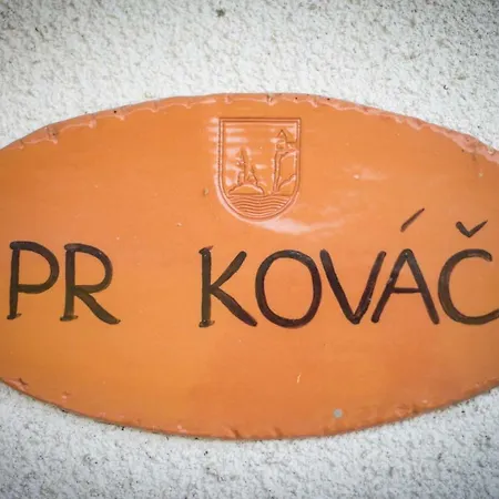 Pr' Kovac Apartment